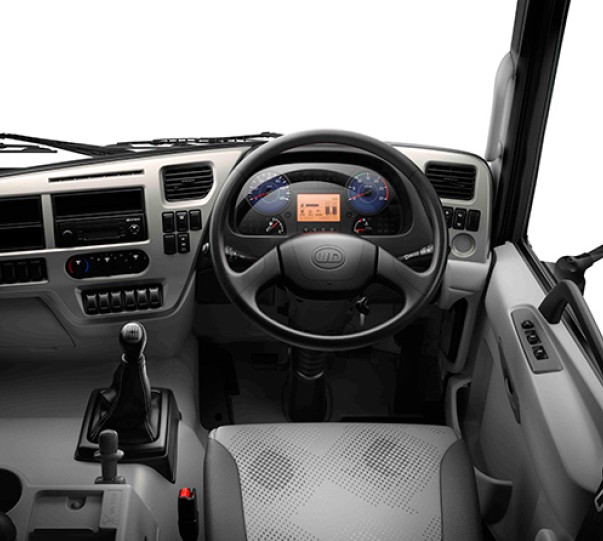 Quester-interior